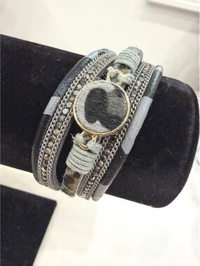 Jane Marie Multi-Layered Animal Print Wrap Bracelet with Gold-Tone Clasp